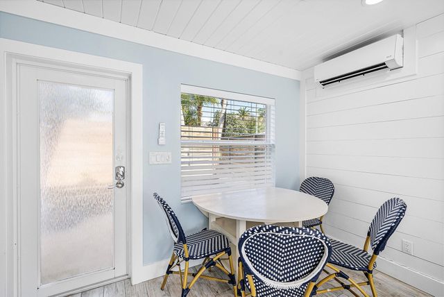 226 NE 5th Terrace 2, Delray Beach, FL 33483