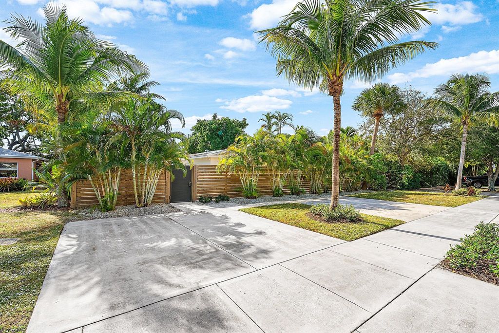 226 NE 5th Terrace 2, Delray Beach, FL 33483