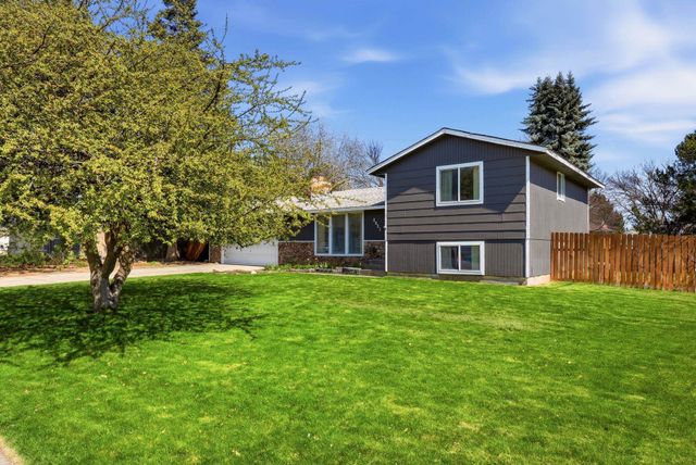 2021 S Calvin Rd, Veradale, WA 99037