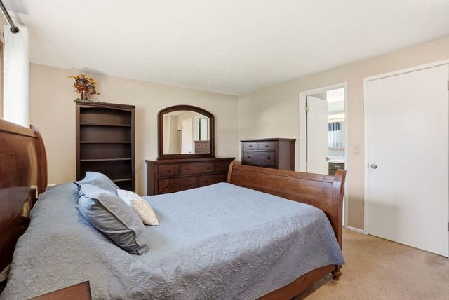 2021 S Calvin Rd, Veradale, WA 99037