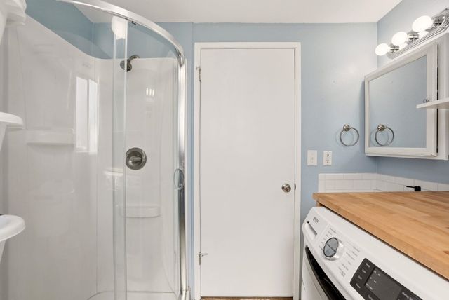 2021 S Calvin Rd, Veradale, WA 99037