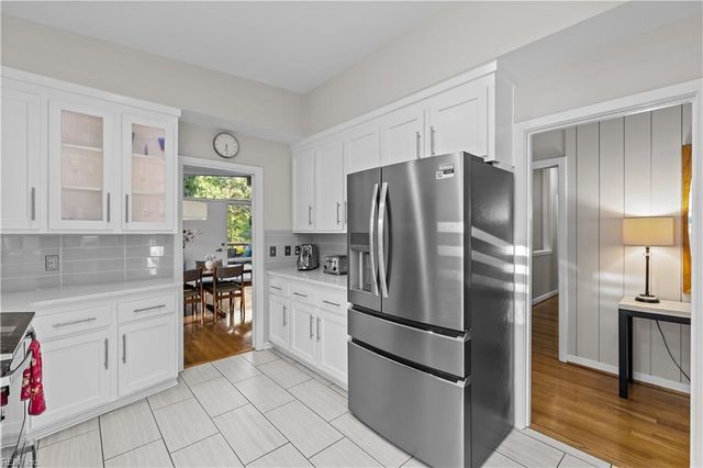 8 Rollingwood PL, Newport News, VA 23606
