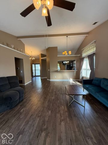3229 Creekshore Drive, Indianapolis, IN 46268