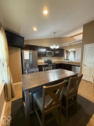3229 Creekshore Drive, Indianapolis, IN 46268