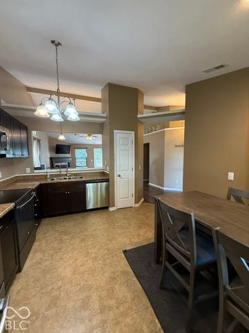 3229 Creekshore Drive, Indianapolis, IN 46268