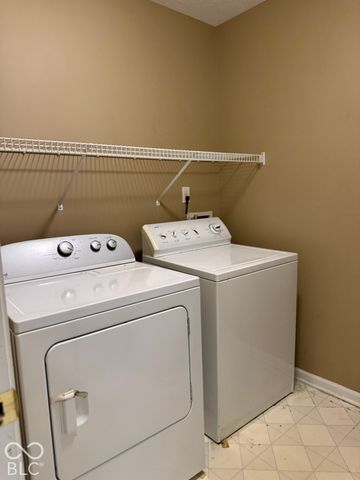 3229 Creekshore Drive, Indianapolis, IN 46268