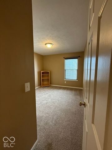 3229 Creekshore Drive, Indianapolis, IN 46268