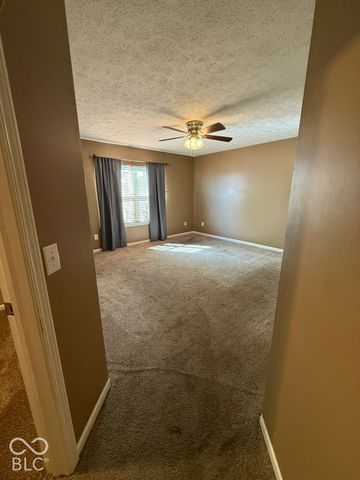 3229 Creekshore Drive, Indianapolis, IN 46268