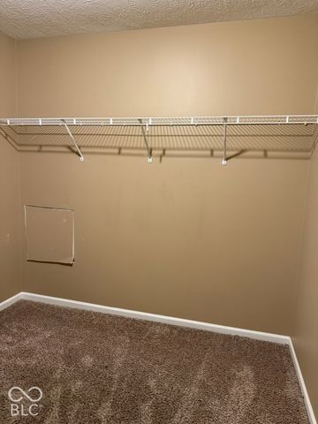 3229 Creekshore Drive, Indianapolis, IN 46268