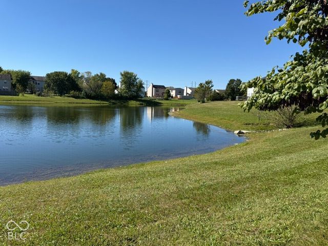 3229 Creekshore Drive, Indianapolis, IN 46268
