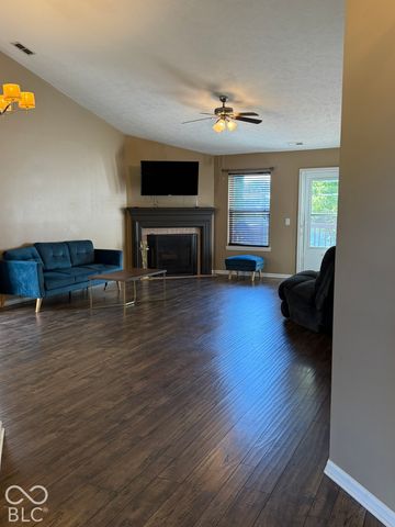 3229 Creekshore Drive, Indianapolis, IN 46268
