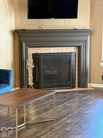 3229 Creekshore Drive, Indianapolis, IN 46268