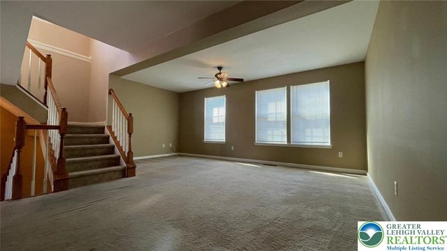 1145 Sparrow Way, Upper Macungie Twp, PA 18031