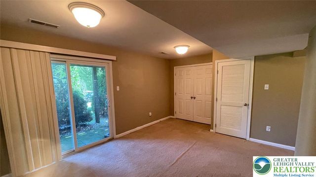 1145 Sparrow Way, Upper Macungie Twp, PA 18031