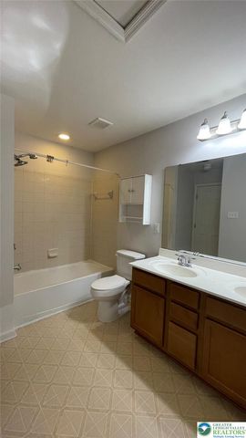 1145 Sparrow Way, Upper Macungie Twp, PA 18031