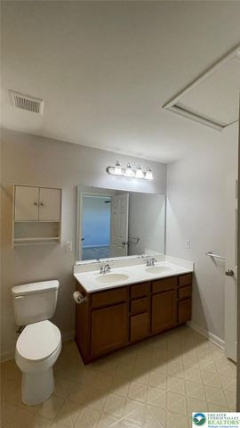 1145 Sparrow Way, Upper Macungie Twp, PA 18031