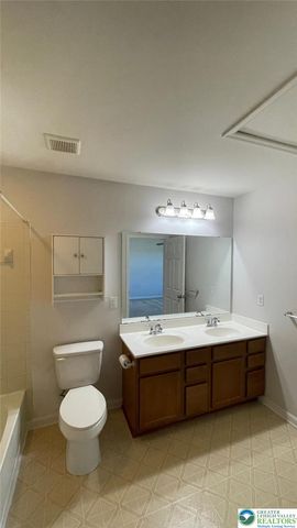 1145 Sparrow Way, Upper Macungie Twp, PA 18031