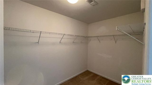 1145 Sparrow Way, Upper Macungie Twp, PA 18031