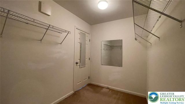 1145 Sparrow Way, Upper Macungie Twp, PA 18031