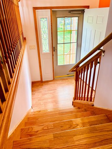 821 Clover Leaf Parkway NE, Blaine, MN 55434
