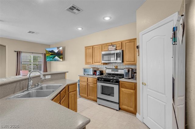 1080 Slate Crossing Lane 3, Henderson, NV 89002