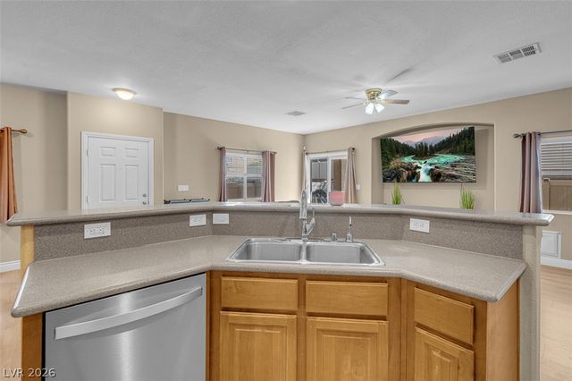 1080 Slate Crossing Lane 3, Henderson, NV 89002