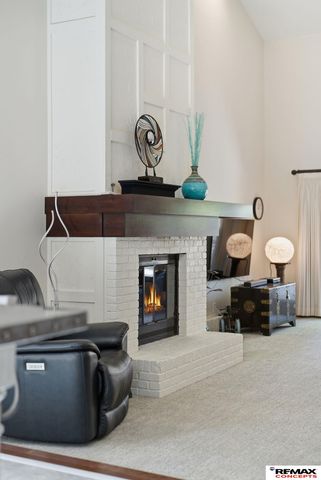 1901 Greenbriar Lane, Lincoln, NE 68506