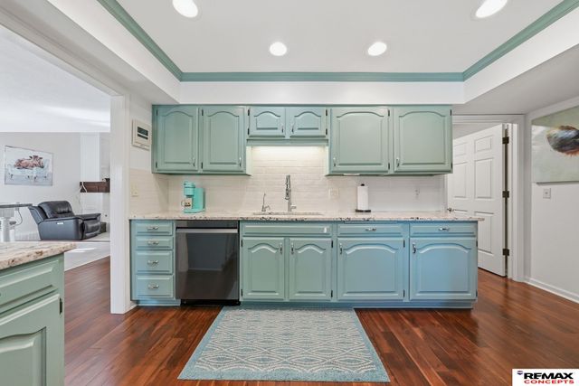 1901 Greenbriar Lane, Lincoln, NE 68506