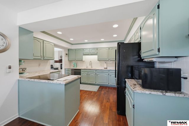 1901 Greenbriar Lane, Lincoln, NE 68506