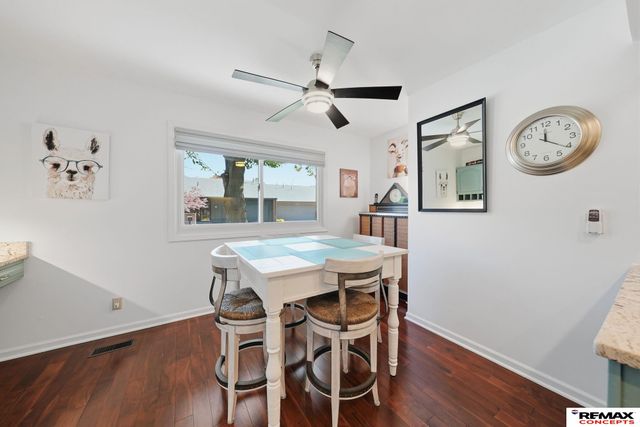 1901 Greenbriar Lane, Lincoln, NE 68506