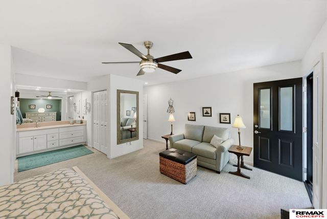 1901 Greenbriar Lane, Lincoln, NE 68506