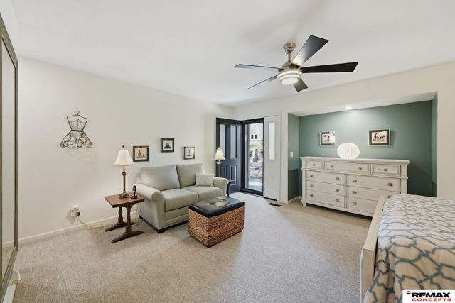 1901 Greenbriar Lane, Lincoln, NE 68506