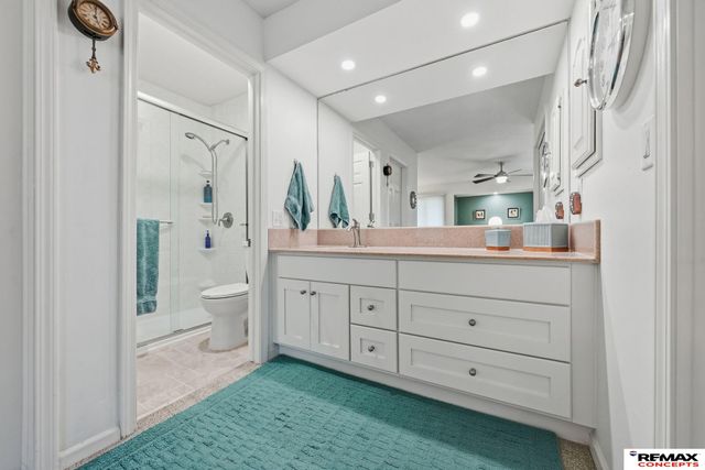 1901 Greenbriar Lane, Lincoln, NE 68506