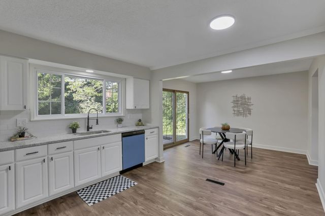 210 W Columbus Street, Pickerington, OH 43147