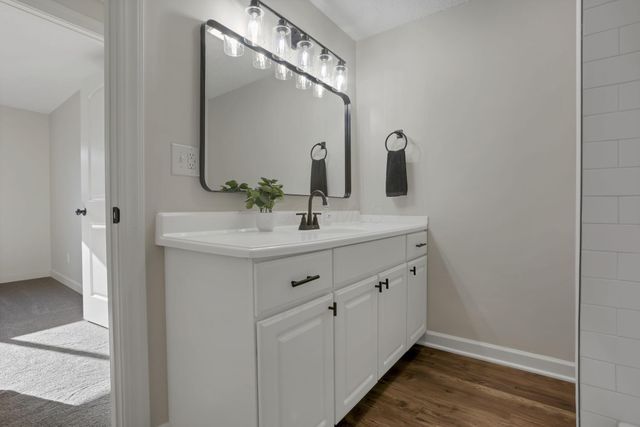 210 W Columbus Street, Pickerington, OH 43147