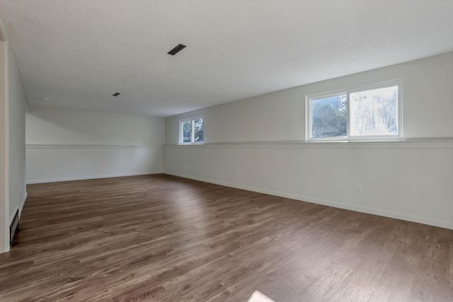 210 W Columbus Street, Pickerington, OH 43147