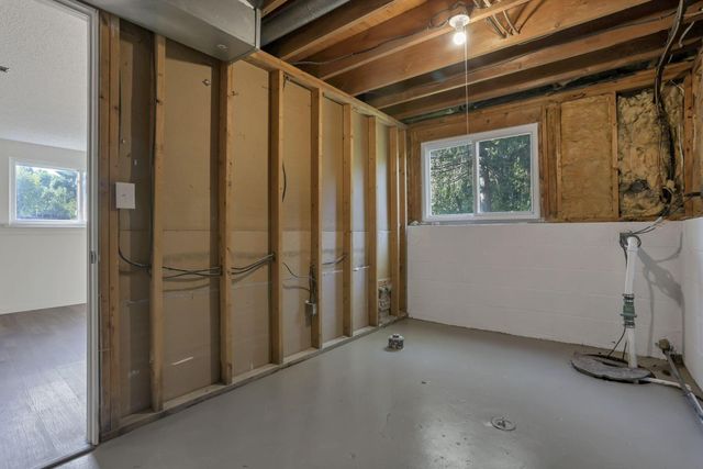 210 W Columbus Street, Pickerington, OH 43147