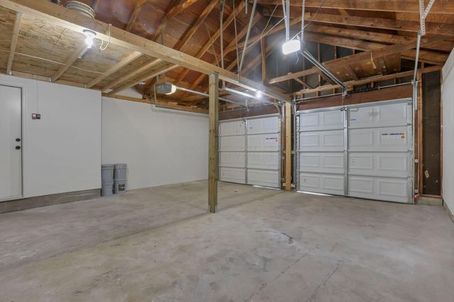 210 W Columbus Street, Pickerington, OH 43147