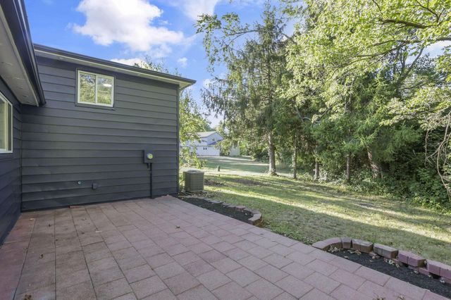 210 W Columbus Street, Pickerington, OH 43147