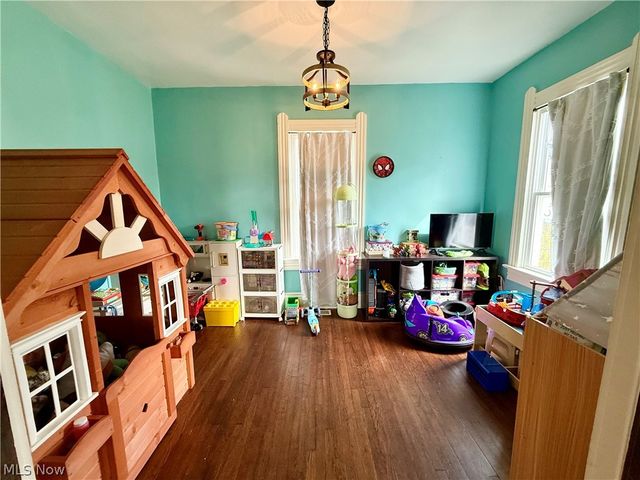 111 9th Street NE, Massillon, OH 44646