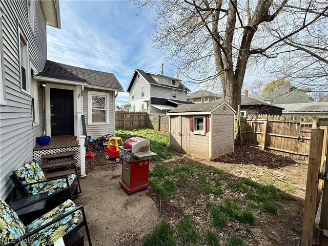 111 9th Street NE, Massillon, OH 44646