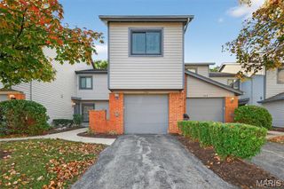 746 Windy Ridge Drive, Ballwin, MO 63021