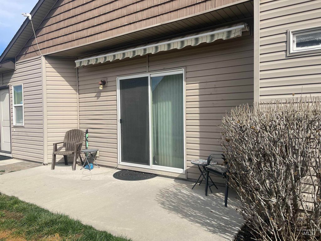 868 S Beaver Creek Way, Emmett, ID 83617 photo 5