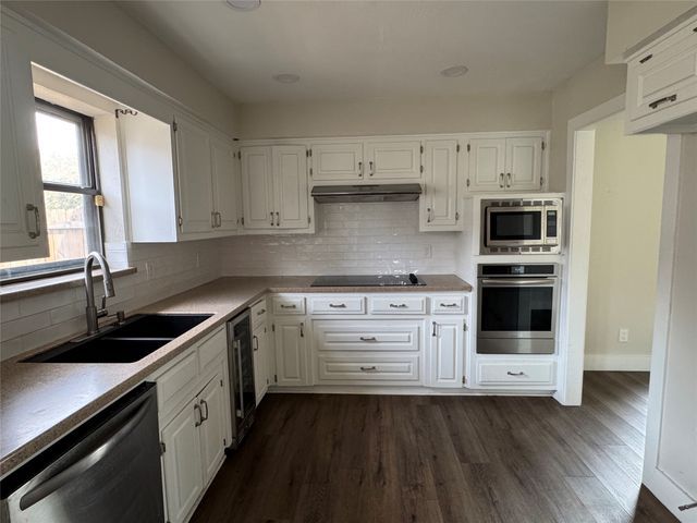 10108 Laingtree Drive, Dallas, TX 75243