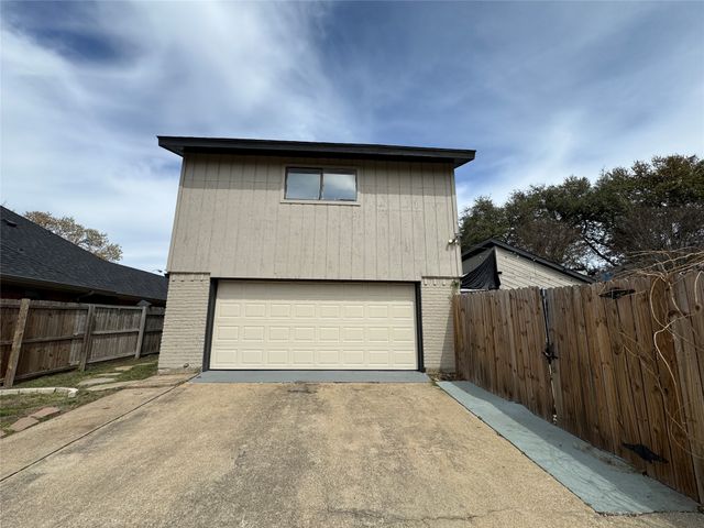 10108 Laingtree Drive, Dallas, TX 75243