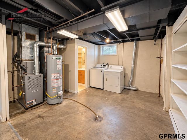2709 S 12 Street, Lincoln, NE 68502
