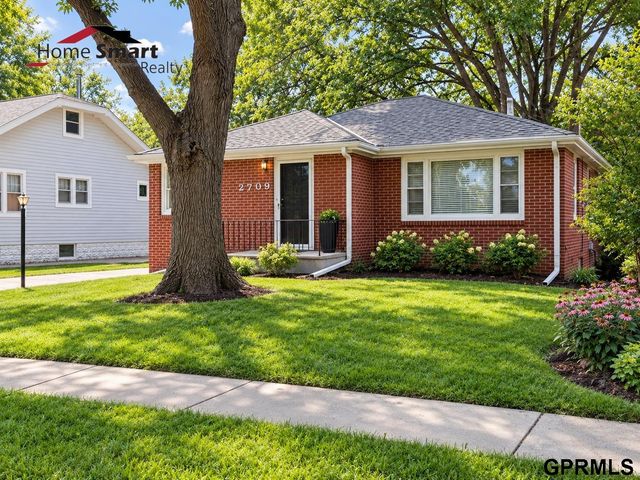 2709 S 12 Street, Lincoln, NE 68502