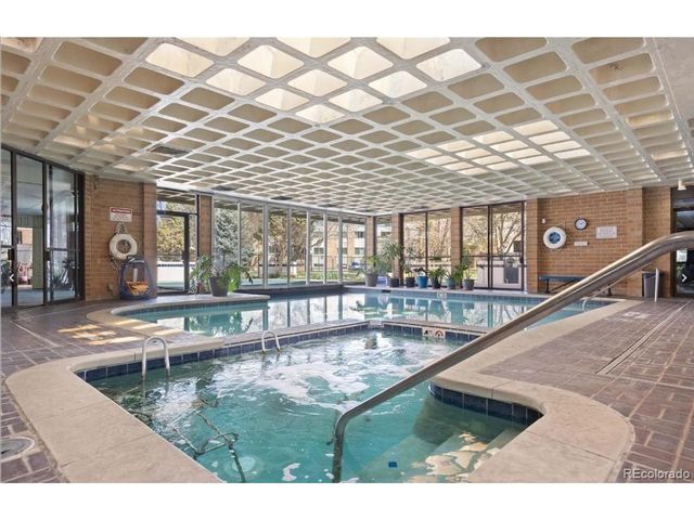 2880 S Locust St 302N, Denver, CO 80222