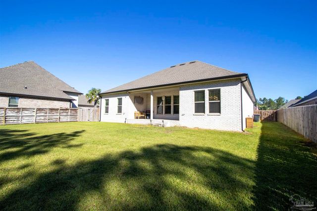 5689 Oak Haven Dr, Gulf Breeze, FL 32563
