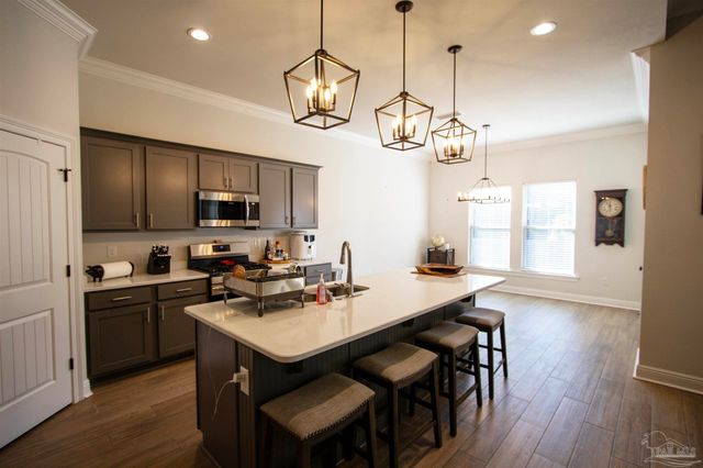 5689 Oak Haven Dr, Gulf Breeze, FL 32563